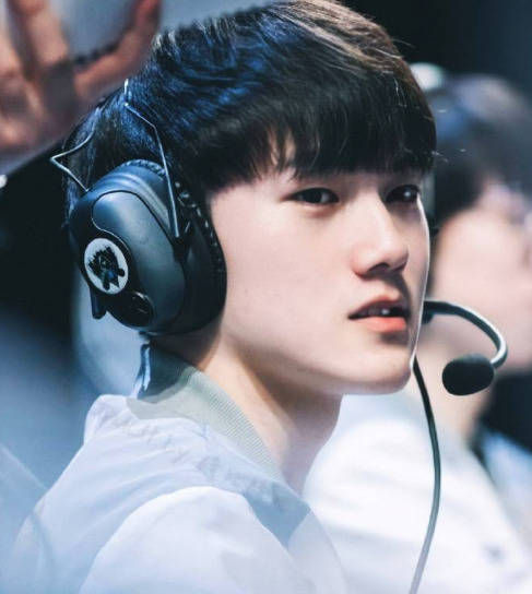 ucal ：作为选手，哪怕只剩一点机会也要努力争取